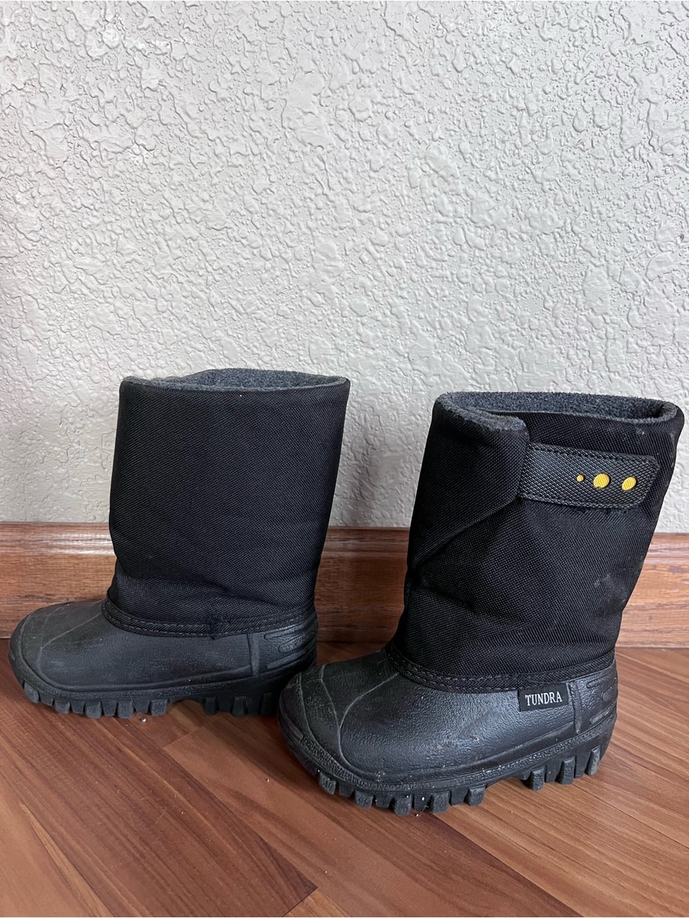 Kids Black Tundra Winter Boots